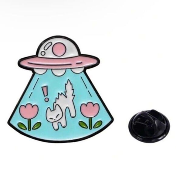 Cat UFO Alien Abduction Pink Enamel Pin - Picture 2 of 5
